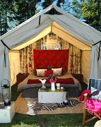Glamping Just A Level Up From Camping Glamping Idee Deco Hebergement Insolite
