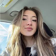 Haley Gilroy's Instagram, Twitter & Facebook