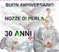 Nozze di perle colore dei confetti. Buon Anniversario Buon Anniversario Anniversario Auguri Di Buon Anniversario Di Matrimonio