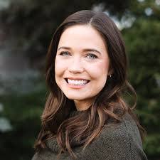 Holly Schubert's Instagram, Twitter & Facebook