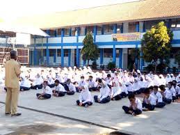 Nama kecamatan dan kelurahan yang ada di kabupaten majalengka berdasarkan peraturan daerah kabupaten. Ada Guru Dan Murid Terkonfirmasi Covid 19 Belajar Tatap Muka Di Sekolah Di Majalengka Tuai Polemik Pikiran Rakyat Com