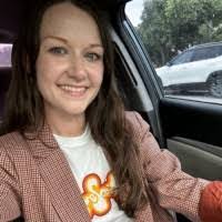 Ruth Kohlmann's Instagram, Twitter & Facebook