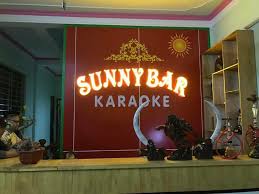 Cơ quan chức năng sẽ xử lý vi phạm của quán karaoke sunny nếu những hình ảnh trên mạng xã hội là đúng. Bar Karaoke Sunny Club Home Facebook