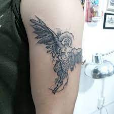 Chto Oznachaet Tatu Angela Znachenie Tatuirovki Angel Dlya Parnej I Devushek Tattooassist Tatu Tatuirovki Tatu Devushki