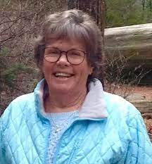 Diane Beer's Instagram, Twitter & Facebook