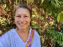 Aloha 🌺 This post is for the woman who is looking to enhance her living  environment by renting to a heart centered, compassionate, emotionally  intelligent individual named Raven Shea. It's me, I'm