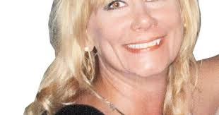 Mary Bretz's Instagram, Twitter & Facebook