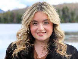 Tracy Goetz's Instagram, Twitter & Facebook