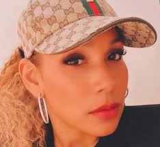 Loring Spicer's Instagram, Twitter & Facebook