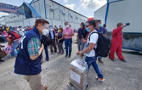 Amid the enhanced community quarantine, authorities have set up ecq checkpoints all over metro manila. Lockdown Duterte Puts Greater Manila Area Under Ecq From March 29 To April 4 Coconuts Manila