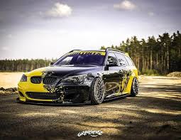 Slammed Lowbro Bmw E61 Wrapped By Cooltints Official Grinderz Lowbro E U Cooleideen Bmw Bmw 5 Series Car Tuning