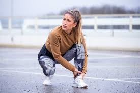 Je voudrais savoir si courir avec des poids aux chevilles améliorait la. Vous Vous Etes Foule La Cheville Traitement Et Exercices