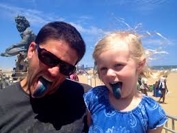 Scott & Sierra love blue lollipops