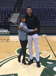 Giannis sina ougku antetokounmpo was born in athens in 1994. Giannis Antetokounmpo Is Driving His Girlfriend Crazy By Learning To Play The Guitar Sports Gossip