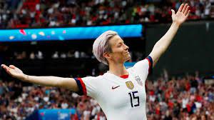 Megan rapinoe is equally adept playing with either foot. Wie Megan Rapinoe Zur Ikone Des Amerikanischen Sports Wurde