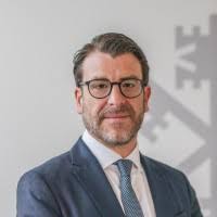 100+ Profile mit dem Suchbegriff „Hernán“