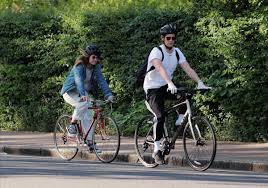 After calling off their romance in december, it seems lily james and matt smith have rekindled their relationship after finding themselves living together at their home in london. Lily James And Matt Smith Out Bikinig In London 05 15 2020 Hawtcelebs
