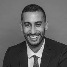 Alexis Braga's Instagram, Twitter & Facebook