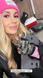 Janet Bodine's Instagram, Twitter & Facebook