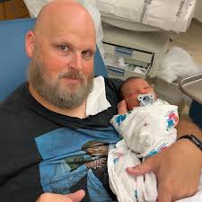 Adam Wainwright (@wainwrightd1) • Facebook