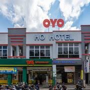 Anda boleh terus klik tempah sekarang 1.mabohai resorts klebang bintang 1 1.57 km dari pantai klebang no. Top 10 Hotels Near Melaka International Trade Center In Malacca City For 2021 Expedia Malaysia