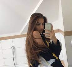 How to take good insta selfies. I Pinimg Com Originals 7f Dc 76 7fdc7667bd7226d