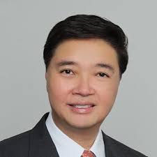 Richard Mak's Instagram, Twitter & Facebook