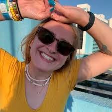 Ellen Force's Instagram, Twitter & Facebook