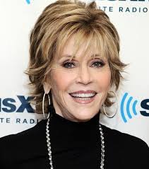 It looks completely attractive with the blonde look. 30 Best Jane Fonda Hairstyles