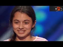 In finala, laura bretan a interpretat aria vissi d'arte (din opera tosca de giacomo puccini). 11 Ideeen Over Laura Bretan Prachtige Jurken Jurken