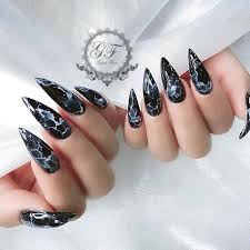 Pointy Black Acrylic Nail Ideas 30 Chic Ideas For Black Stiletto Nails Naildesignsjournal Com Gothic Nails Black Stiletto Nails Stiletto Nails Designs