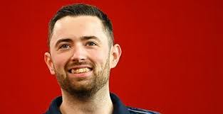 Luke Humphries's Instagram, Twitter & Facebook