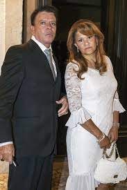 Eu passei por imensas fases, desde a gótica até à. Caras Rita Pereira Reencontra Pais De Angelico