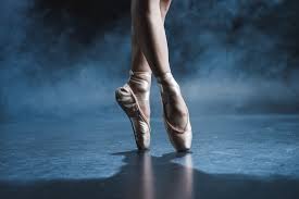 Sure, they can help achieve a beautiful classical line, but they signify naturally loose joints, putting hypermobile dancers at greater risk of injury. What Does It Mean To Be Bow Legged