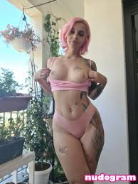 Get an eyeful of Twerk.Kitty's Aqua from Konosuba outfit – revealing and ready to twerk