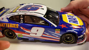 He will drive the no. Nascar Diecast Review 2019 Chase Elliott Patriotic Standard Vs Liquid Color Youtube