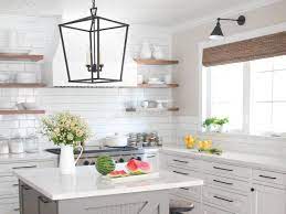 From old and outdated, to light, bright and charming! Gorgeous Modern Farmhouse Kitchens