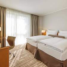 Park inn by radisson düsseldorf süd är beläget i hassels i düsseldorf, nära freizeitpark niederheider de 121 luftkonditionerade gästrummen på park inn by radisson düsseldorf süd har minibar och värdeförvaringsskåp (laptopanpassade). Hotel Park Inn By Radisson Dusseldorf Kaarst Kaarst Ar Trivago Com