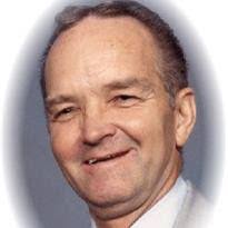 Earl Sisco's Instagram, Twitter & Facebook