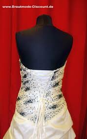 Die bezaubernde brautboutique für brautkleider & brautmode in radebeul bei dresden für das schönste und aufregendste kleidungsstück im leben einer frau: Brautmode Discount De Capitain Outlet Brautkleid Brautmodedisc Profil Pinterest