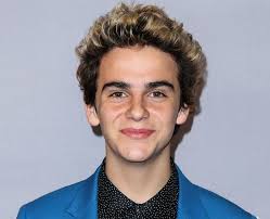 5 ft 3 in or 160 cm. Jack Dylan Grazer 11 Facts About The We Are Who We Are Actor You Need To Know Popbuzz