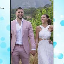 Tim tebow is a 33 year old american baseballer. Go Inside Tim Tebow S Wedding Weekend In South Africa Gma
