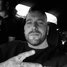 May I ask please if there is anywhere in Louth that sells single covid  tests..