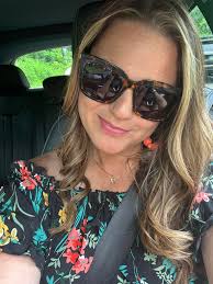 Roberta Hughes (@robertaahughes_) • Instagram photos and videos