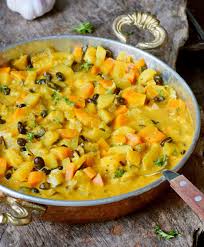 Vegetable Curry Recipe With Coconut Milk Pineapple And Chickpeas Or Beans This Healthy Comfort Vegetable Curry Recipes Easy Vegetable Curry Curry Recipes