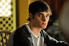 RJ Mitte, ‘Breaking Bad’ Star, Dies at 34