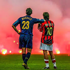 The Football - One of the most iconic football photos ever was produced 20 years ago today…😍🔥 | Facebook