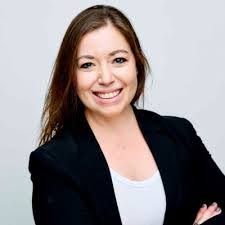 Stefani Baron's Instagram, Twitter & Facebook