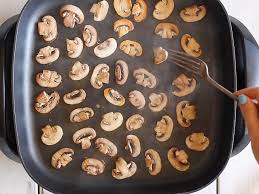 You might like mushrooms on your steak or in vegetarian dishes, but are they good for you? Cooking With Frozen Mushrooms How To Freeze Thaw Reheat