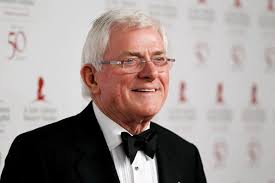 Phil Donahue, pioneer of the daytime talk show, dies at age 88